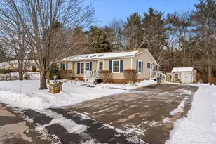 17 Lilac Ct, Raymond, NH 03077 - Photo 1
