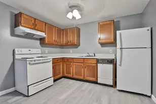 12 East Side Dr, Concord, NH 03301 - Photo 8