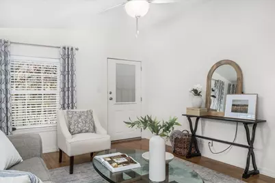 80 Ledgewood Way, Manchester, NH 03104 - Photo 4