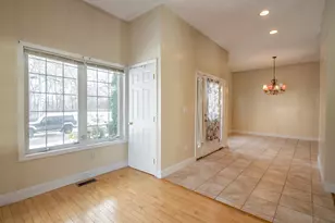 69 Patterson St, Manchester, NH 03102 - Photo 18