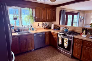 24 Shadwell Rd, Nashua, NH 03062 - Photo 6