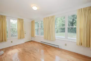 30 Baker St, Hudson, NH 03051 - Photo 6