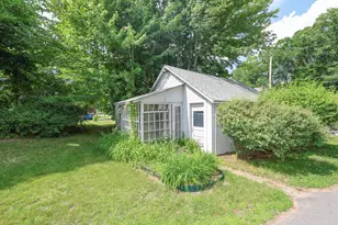 30 Baker St, Hudson, NH 03051 - Photo 36