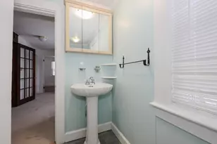 30 Baker St, Hudson, NH 03051 - Photo 28