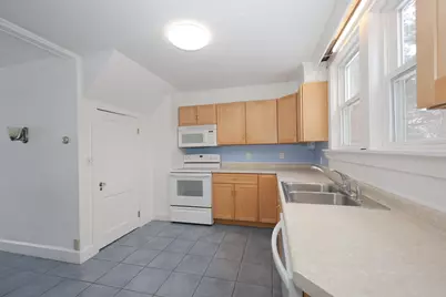 30 Baker Street, Hudson, NH 03051 - Photo 10