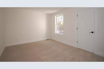 21B Griffin Road, Hudson, NH 03051 - Photo 10