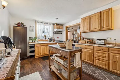 724 South Windsor Street, Royalton, VT 05068 - Photo 10