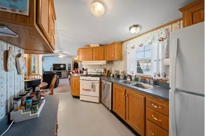 6 Adams Street, Epsom, NH 03234 - Photo 8