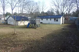 19 Toofs Dr, Winchester, NH 03470 - Photo 2