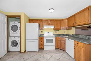 65 Bartemus Trail, Nashua, NH 03063 - Photo 30