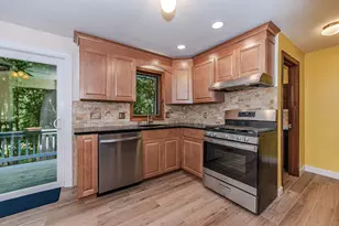 44 Gillis St, Nashua, NH 03060 - Photo 12