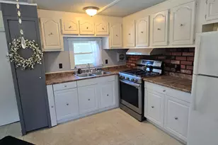 14 Anthony Cir, Swanzey, NH 03446 - Photo 6