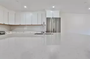 13 Autumn Ln, Raymond, NH 03077 - Photo 8