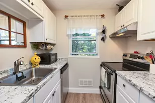 147 Beech St, Manchester, NH 03103 - Photo 8