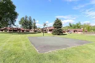 4 Jack O&apos lantern Dr, Woodstock, NH 03262 - Photo 54