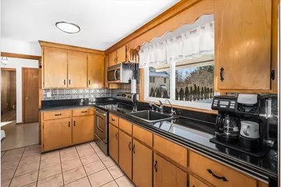 1100 Goffstown Road, Manchester, NH 03102 - Photo 8