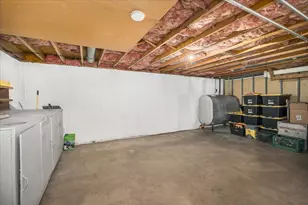 1100 Goffstown Rd, Manchester, NH 03102 - Photo 26