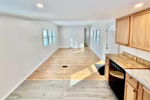 7 Skyline Dr, Concord, NH 03303 - Photo 4