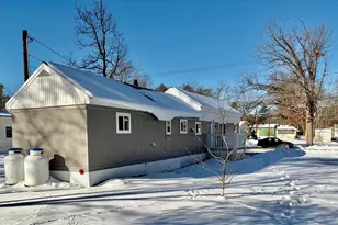 7 Skyline Dr, Concord, NH 03303 - Photo 2