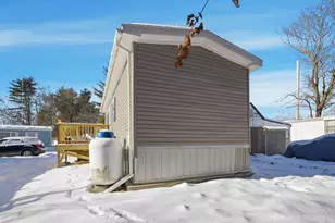 190 Manchester St, Concord, NH 03301 - Photo 20