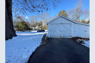 9 Old Colony Road, Dover, NH 03820 - Photo 4