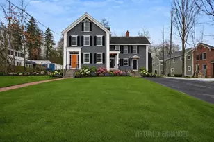 18 Souhegan St, Milford, NH 03055 - Photo 2