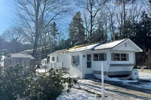 4 Morin St, Holderness, NH 03245 - Photo 1