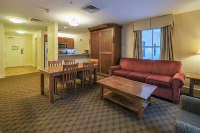 717/719 Q1-4 Jackson Gore Adams House #717/719 Q1-4, Ludlow, VT 05149 - Photo 2