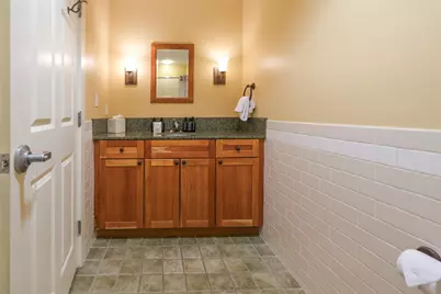 717/719 Q1-4 Jackson Gore Adams House #717/719 Q1-4, Ludlow, VT 05149 - Photo 18