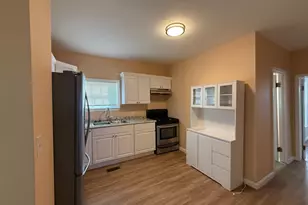 347 Spruce St, Manchester, NH 03103 - Photo 12