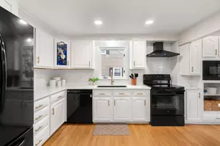 74 S Fremont St, Manchester, NH 03103 - Photo 12