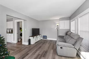 47 Pickering Rd, Rochester, NH 03867 - Photo 2