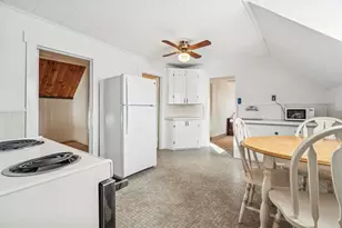 24 Parker St, Laconia, NH 03246 - Photo 22