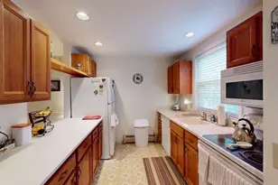 1465 Hooksett Rd, Hooksett, NH 03106 - Photo 4