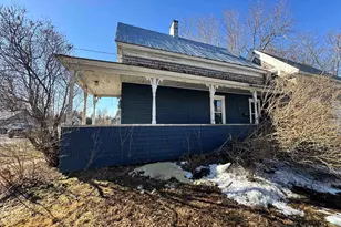 8 Kilkenny St, Lancaster, NH 03584 - Photo 18