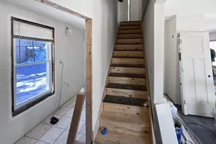 52 Henniker St, Hillsboro, NH 03244 - Photo 6