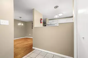 19 Templeton Ct, Merrimack, NH 03054 - Photo 6