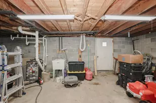 27 Willow St, Pelham, NH 03076 - Photo 28