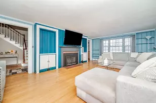 27 Broad St, Rochester, NH 03867 - Photo 6