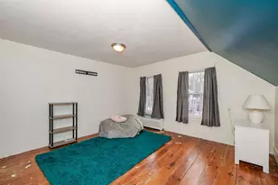 27 Broad St, Rochester, NH 03867 - Photo 36