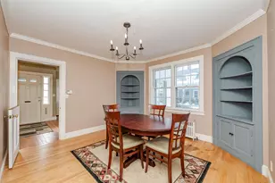 27 Broad St, Rochester, NH 03867 - Photo 12