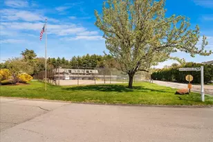 2 Roedean Dr, Nashua, NH 03063 - Photo 8