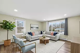 5 Railroad Ave, Rochester, NH 03867 - Photo 12