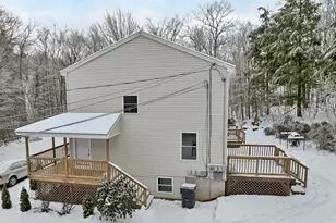 189 Rand Rd, Northfield, NH 03276 - Photo 2
