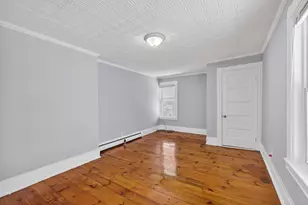 36 Essex St, Manchester, NH 03102 - Photo 38