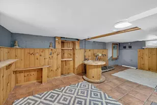 36 Essex St, Manchester, NH 03102 - Photo 42