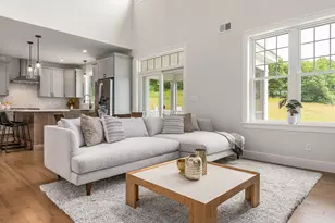 226 Oak St, Dover, NH 03820 - Photo 10