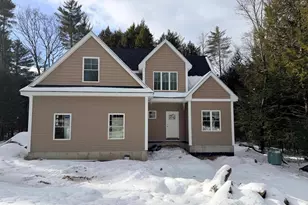 9 Freedom Dr, Rochester, NH 03867 - Photo 1