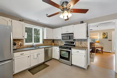 21 Canterbury Crossing, Northfield, NH 03276 - Photo 2