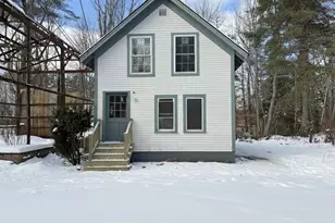 25 Huckins St, Ossipee, NH 03814 - Photo 1